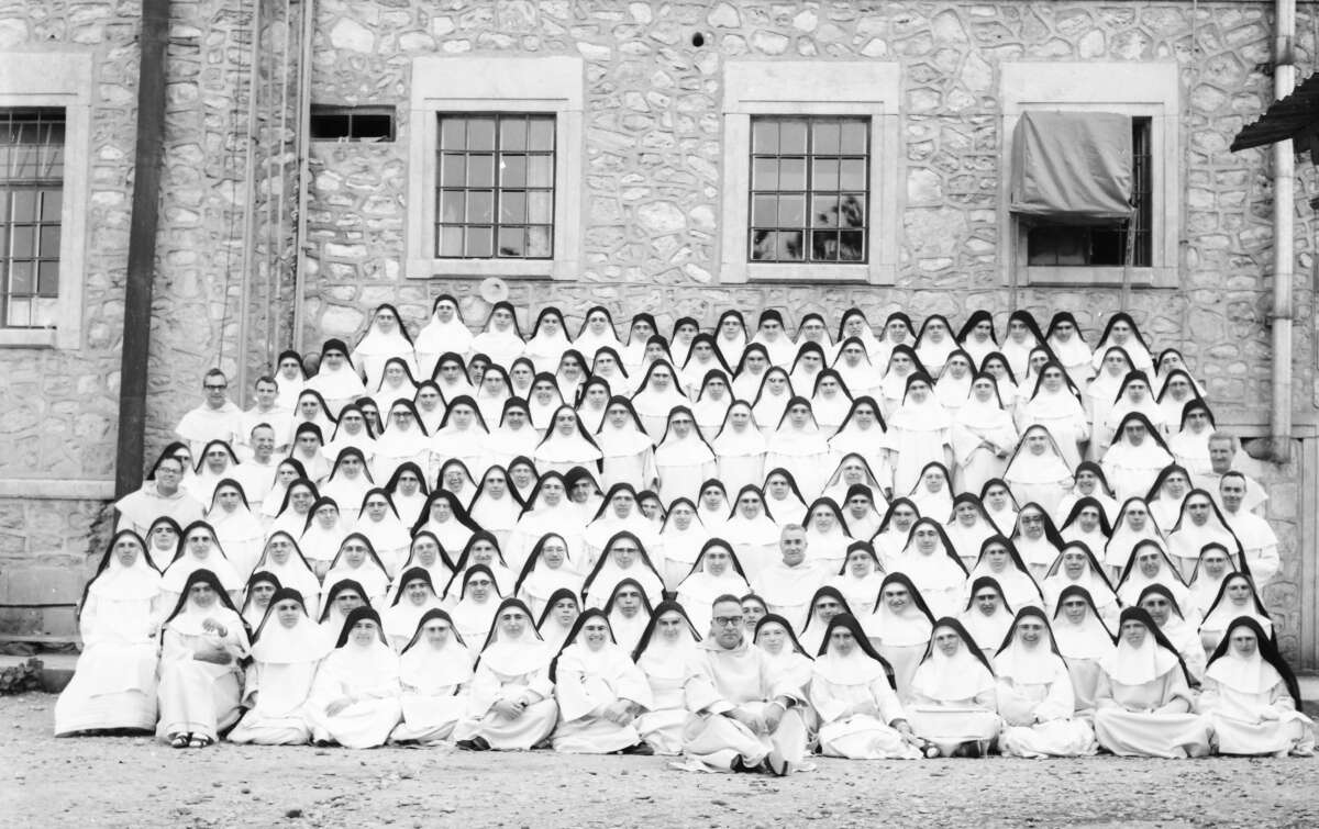 صورة مع اب خليل